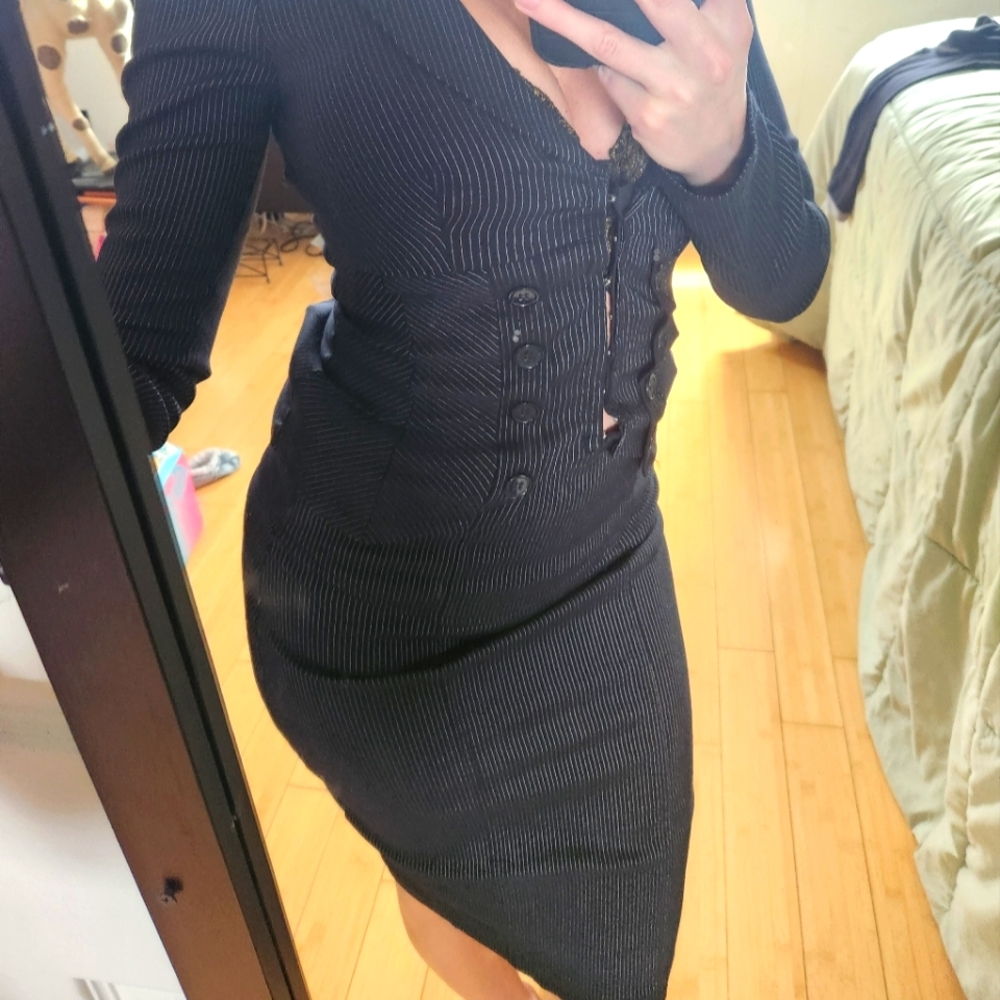 2 piece pinstrupe suit small
